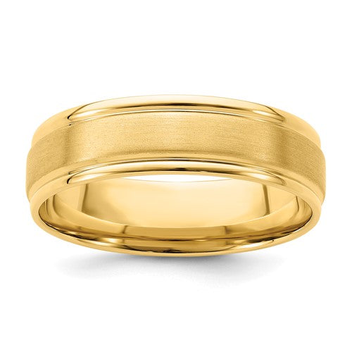 Comfort Fit Grooved Edge Wedding Band in 14K Yellow Gold — 6mm, Size 10