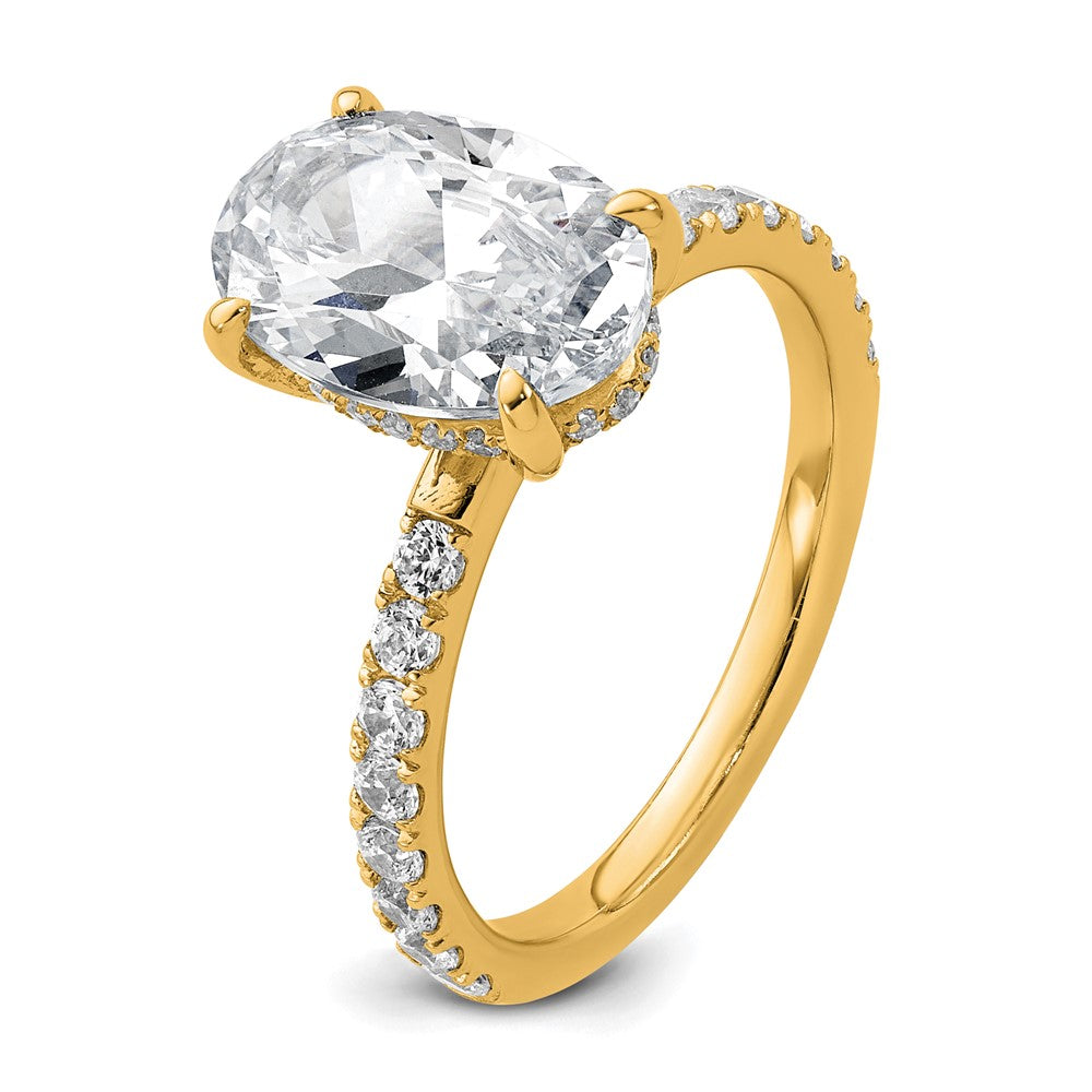 Oval lab-grown diamond solitaire engagement ring in 14K yellow gold