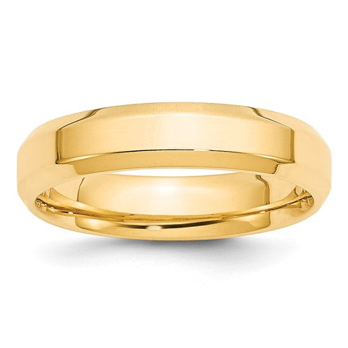 Comfort Fit Wedding Band in 14K Yellow Gold — 5mm, Size 10